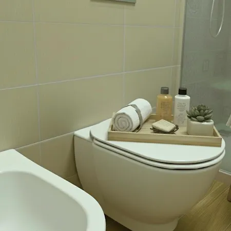 Apartment Convenient Tram With Wifi For 4-person Trieste